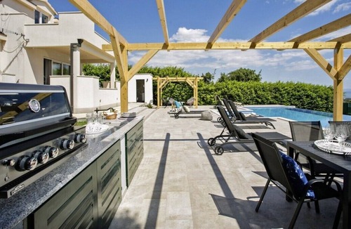 Plano Villa | Villa Longo in Plano - Haus für 6-7 Personen