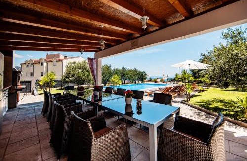 Rudine Villa | Villa Lucky me