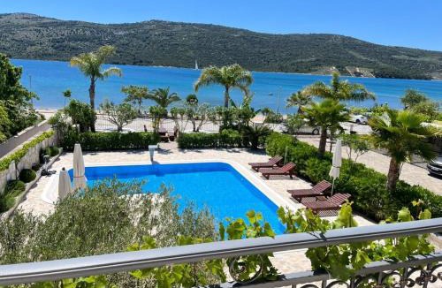 Poljica Apartment | Villa Ludilo mit 4 Apartments in Poljica - Marina bei Trogir Split
