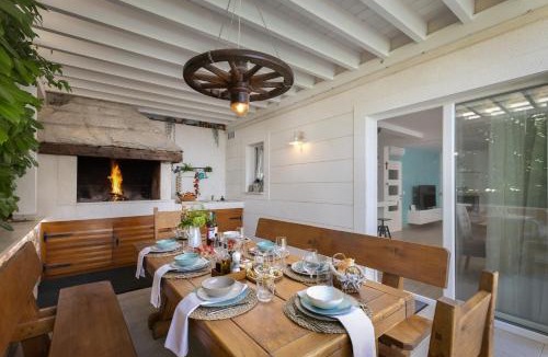 Veliko Brdo Villa | Villa Luka