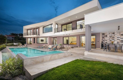 Dracevac Villa | Villa Lumi - a haven of luxury with large infinity pool, childrens pool, jacuzzy and sauna