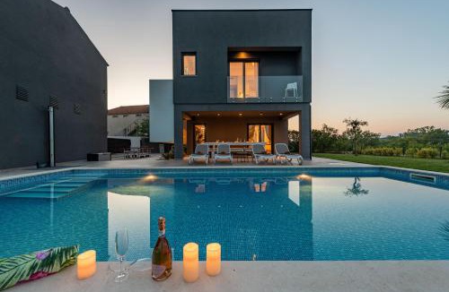 Zemunik Donji Villa | Villa Lux ZadarVillas