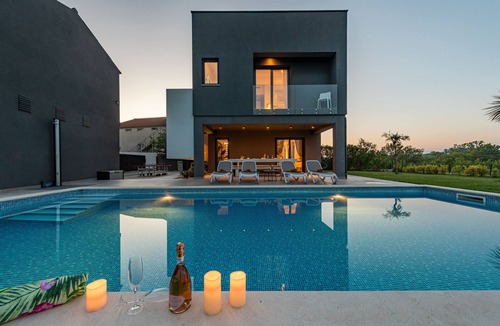 Zemunik Donji Villa | Villa Lux ZadarVillas