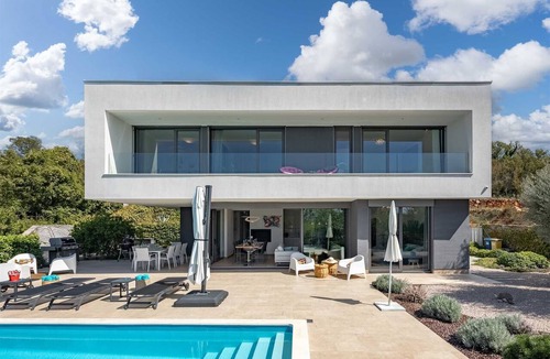 Marsici Villa | Villa LUXOR with heated pool