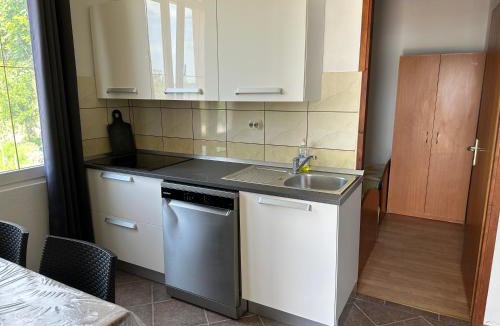 Ljubac Apartment | Villa M, 4 Persons zapad on the beach, ground floor
