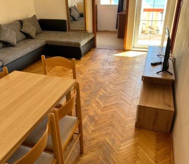 Ljubac Apartment | Villa M, Apartment 4 Persons - direct by the sea, 1st floor