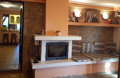 Curtea De Arges Villa | Villa Magnolia