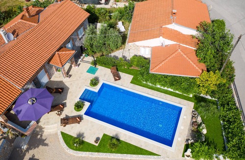 Sveti Vid Dobrinjski Villa | Villa Maja with private swimming pool
