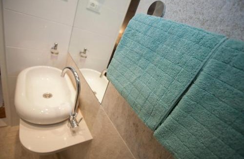 Bidol Apartment | Villa Makarana Apartments