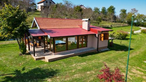Daruvar Villa | Villa Mali Sokol by Villas Guide