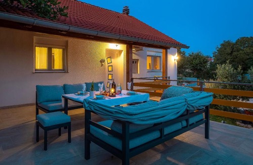 Skradin Villa | Villa Manda Adriatic heated pool