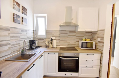 Cepljani Apartment | Villa Mares 1 with shared pool in a quiet village near Umag