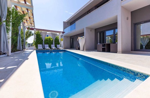 Rogoznica Villa | Villa Martinis in Rogoznica with private heated pool, for up to 14 persons