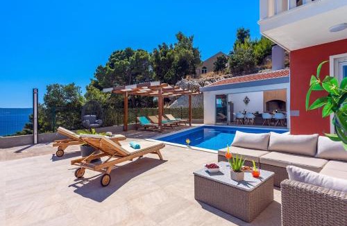 Duce Villa | Villa Matan - only 200m from the sandy beaches, private 28m2 pool