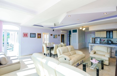 Vodovađa Villa | Villa Mateo - Three Bedroom Apartment with Terrace and Private Pool