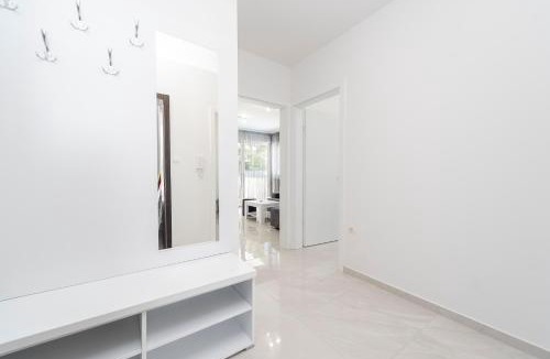 Zrce Apartment | Villa Mel Mari luxury apartments with pool