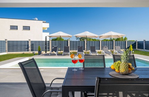 Brgod House | Villa Meraki by Interhome