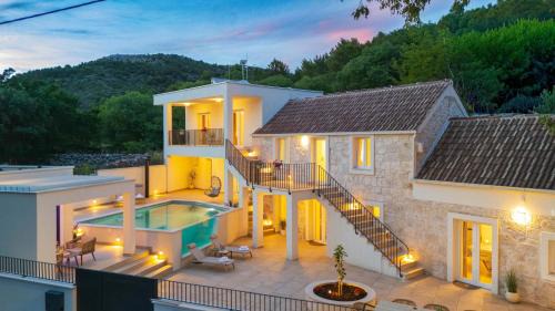 Marina Villa | Villa MijoMare "Outdoor pool,hot tub,infrared and finnish sauna,gym and game room"
