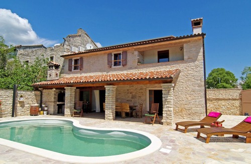 Sajini Villa | Villa Milica by Villas Guide
