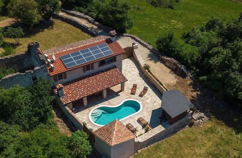 Sajini Villa | Villa Milica - certified Eco Home nThree-Bedroom villa with pool