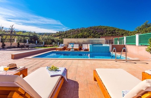 Srinjine Villa | VILLA MILLA with private pool, jacuzzi, sauna, gym, max. 8 person