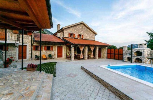 Drivenik Villa | Villa mit Pool