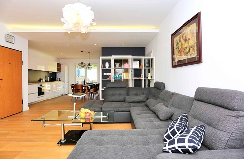 Kukljica Villa | Villa mit Pool und direkt am Strand