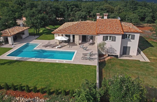 Rasa Villa | Villa Monte in Breg (Haus für 6 Personen)
