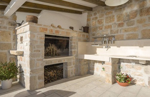 Murvica Villa | Villa Murvica - Three Bedroom Villa, Sleeps 6