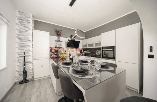 Velim House | Villa MyDream (V8011-K1) - Krković