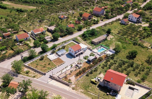 Velim House | Villa MyDream (V8011-K1) - Krković