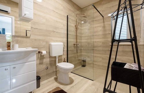 Lovrec Villa | Villa Nadalina with swimming pool