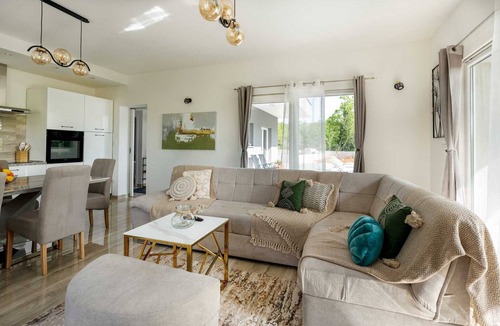 Lovrec Villa | Villa Nadalina with swimming pool