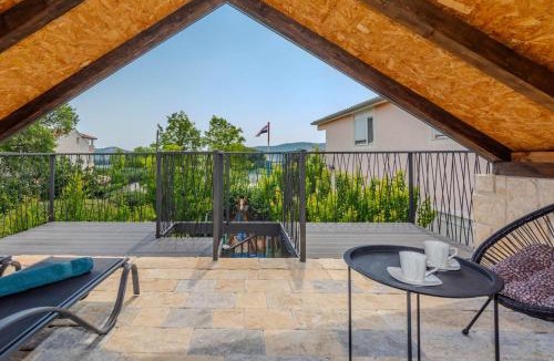 Velim Villa | Villa Nancy with jacuzzi