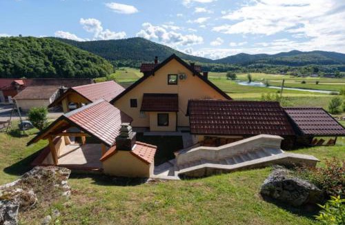 Otocac Villa | Villa Narnia