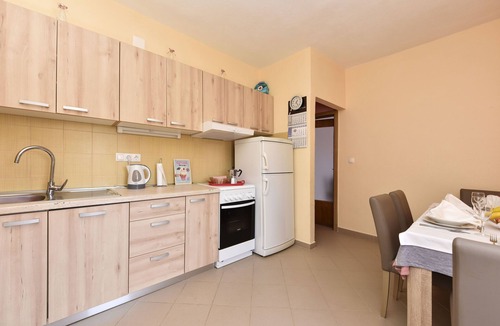 Vinjerac Villa | Villa Nea with mountain view, 3 bedroom, private pool, near beach, rural