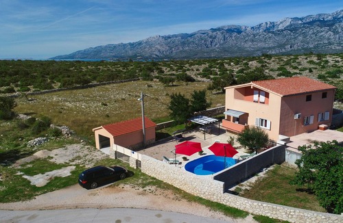 Vinjerac Villa | Villa Nea with mountain view, 3 bedroom, private pool, near beach, rural