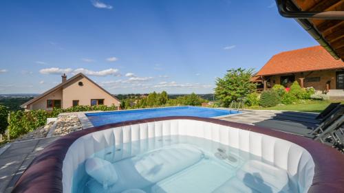 Sveti Ilija Villa | Villa Nevita by Villas Guide