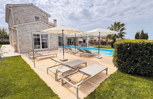 Stifanici Villa | "Villa Nina Exclusive" sea view, heated. Pool May - Sept, 1000m2 plot