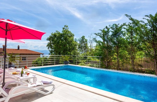 Liganj Villa | Villa Nino with view - Lovran by Villas Guide