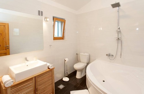 Lovinac Villa | Villa Oasis of Paradise
