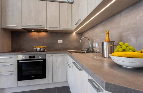 Klimno Villa | Villa Oasis with swimming pool, Seaview, outdoor kitchen, SUP, kayak and bikes