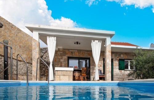Siroke Villa | Villa Oaza Primošten With Heated Pool