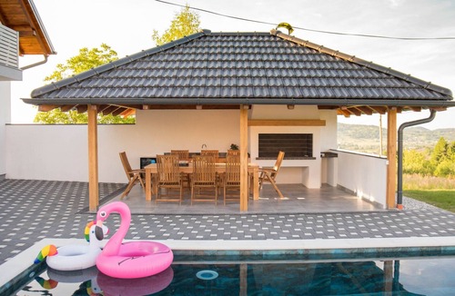 Ljubescica Villa | Villa Old Hills by Villas Guide