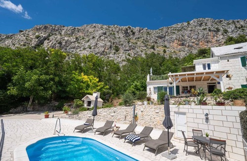 Jesenice Villa | Villa Ole | Mediterranean Stone Villa with Pool, Jacuzzi