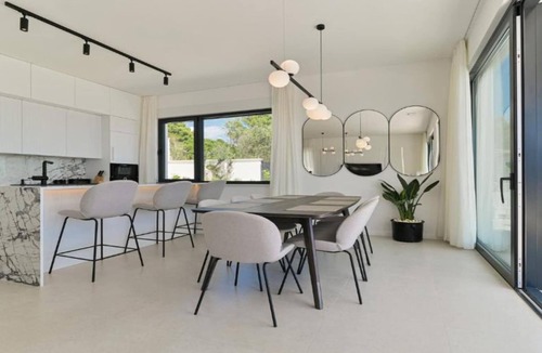 Okrug Gornji Villa | Villa Olive - Five bedroom Villa with Terrace and Swimming pool