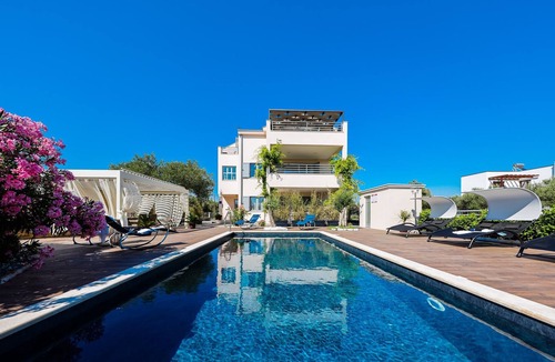 Sukosan Apartment | Villa Olivegarden with pool