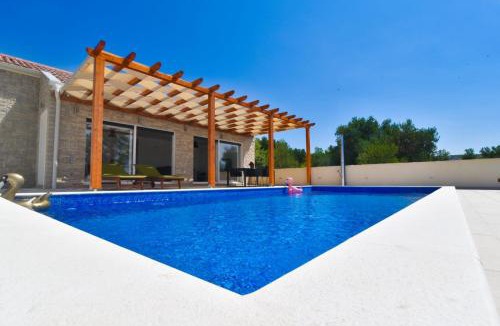 Jasenice Villa | Villa Olivia - Jasenice, with swimming pool and jacuzzi