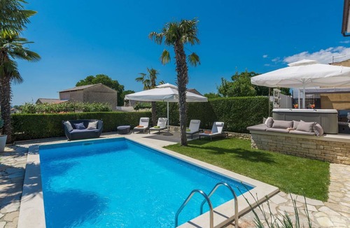 Selina House | Villa Palma Selina