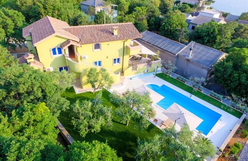 Sibuljina Apartment | Villa Paulina